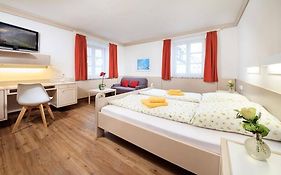 Hotel Und Gasthof Zur Laute